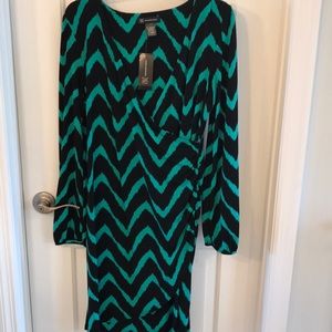 INC poly span faux wrap dress green  black chevron